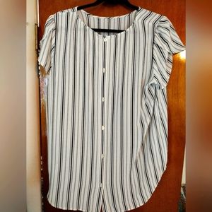 Woman's blouse no tags